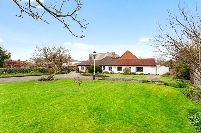 4 Bedroom Bungalow For Sale In Botanic Road, Southport, Merseyside, PR9