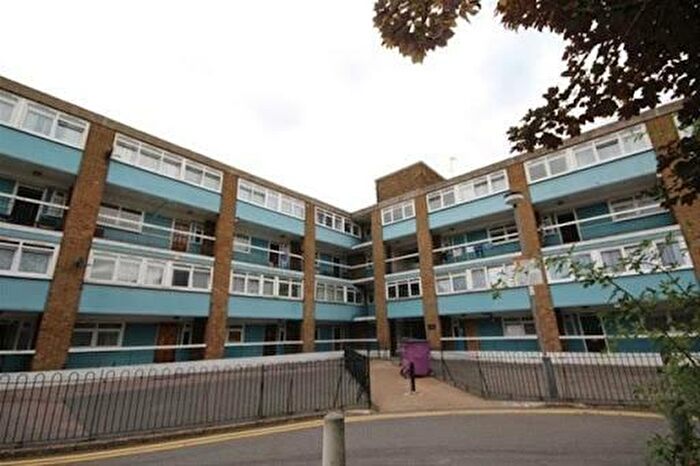 2 Bedroom Flat To Rent In Portman Place, Bethnal Green, Globe Road, Roman Road, London, E2