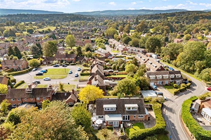 2 Bedroom House For Sale In Highfield Close, Easebourne, GU29