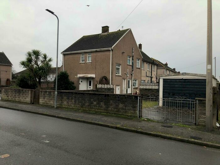 3 Bedroom Semi-Detached House For Sale In Strauss Road, Port Talbot, SA12