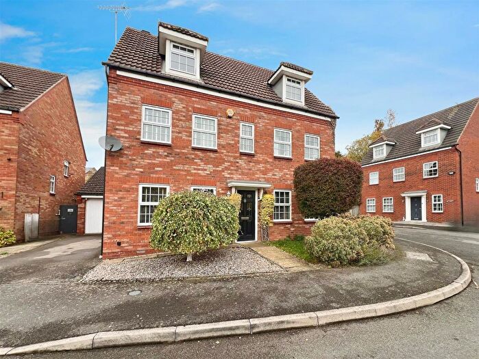 5 Bedroom Detached House For Sale In Navigation Drive, Glen Parva, Leicester, LE2
