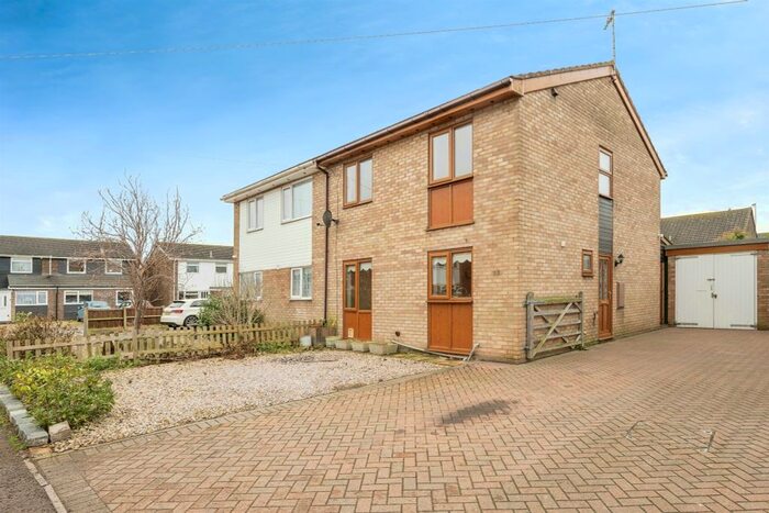 4 Bedroom Property To Rent In Marlborough Green Crescent, Martham, Great Yarmouth, NR29