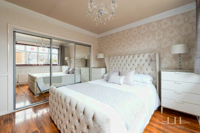 3 Bedroom Terraced House For Sale In Malting Lane, Orsett, Grays, RM16