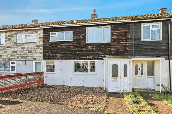 3 Bedroom Terraced House For Sale In Charles Street, St. Neots, PE19