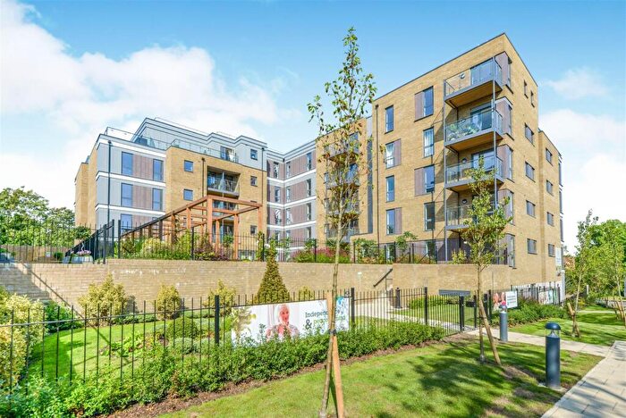 1 Bedroom Apartment For Sale In Edward House, Pegs Lane, Hertford, SG13
