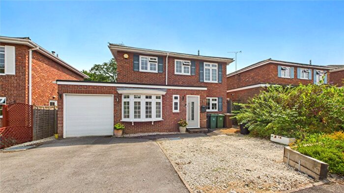 4 Bedroom Detached House For Sale In Windlesham, Surrey, GU20