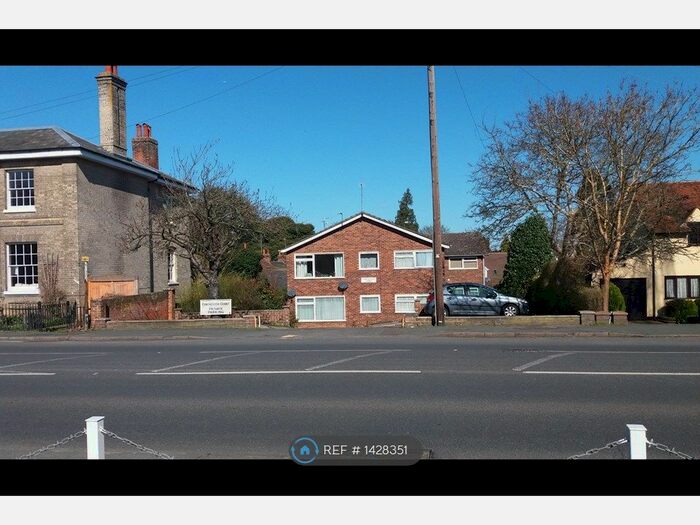 2 Bedroom Flat To Rent In Lexden Road, Colchester, CO3