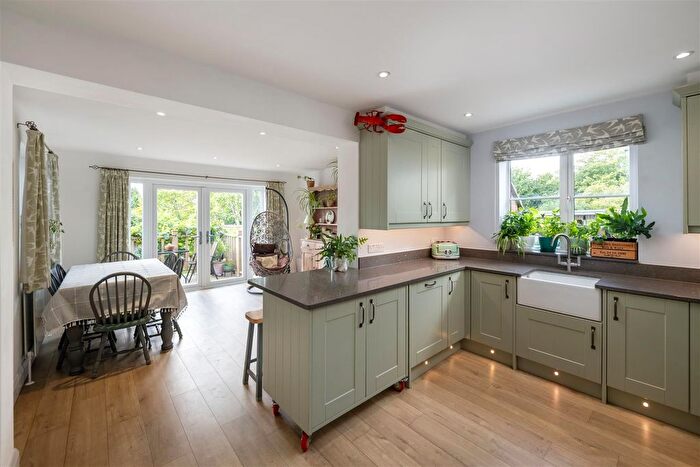 4 Bedroom Semi-Detached House For Sale In High Street, Nutfield, Redhill, RH1