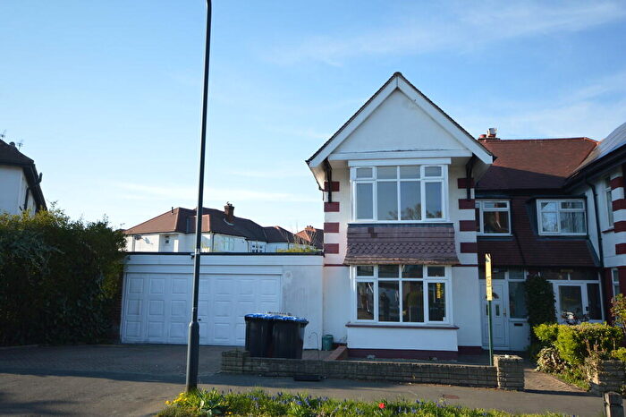 3 Bedroom Semi-Detached House To Rent In Holt Road, Wembley, HA0
