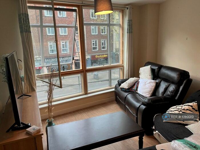 2 Bedroom Flat To Rent In Apollo Apartments, Bristol, BS1