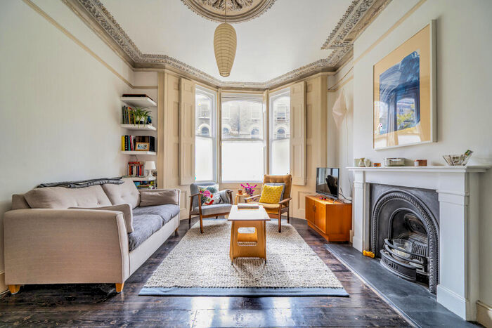 1 Bedroom Apartment To Rent In Digby Crescent, Finsbury Park, London, N4