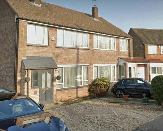 2 Bedroom Semi-Detached House To Rent In Avondale Crescent, Enfield, EN3