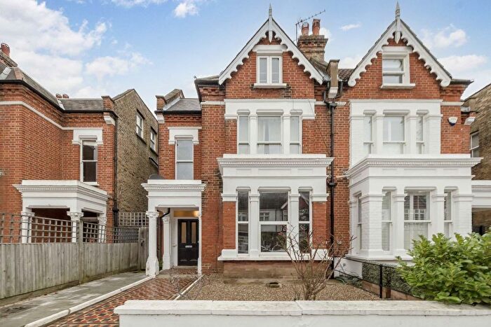 1 Bedroom Flat To Rent In Stile Hall Gardens, London, W4