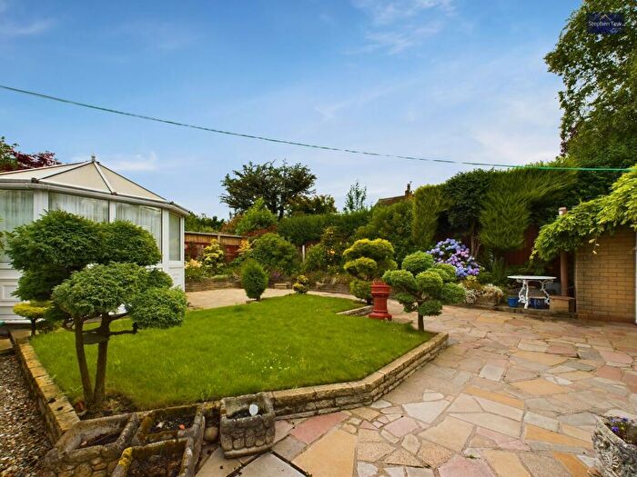 2 Bedroom Detached Bungalow For Sale In Grange Gardens, Poulton-Le-Fylde, FY6