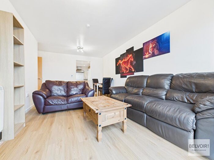 2 Bedroom Apartment To Rent In West Street, City Centre, Sheffield, S1
