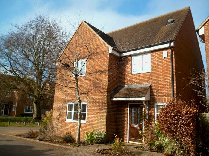 4 Bedroom Detached House To Rent In Poppy Close, Yarnton, Kidlington, OX5