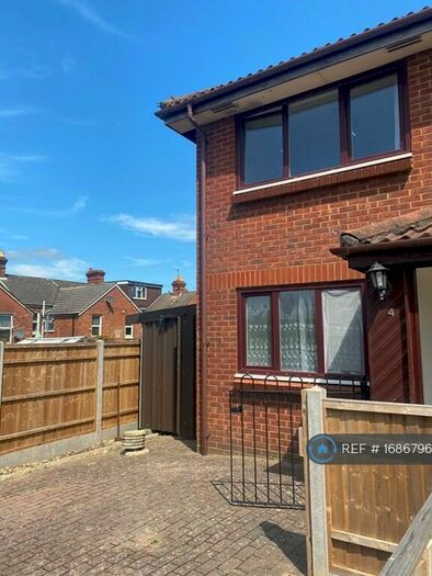 1 Bedroom Terraced House To Rent In Hardy Close, Southampton, SO15