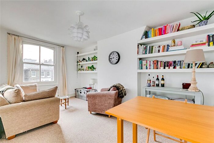 2 Bedroom Flat To Rent In Chelsham Road, Clapham, SW4