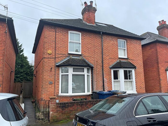 2 Bedroom Semi Detached House For Sale In George Road, Farncombe, GU7