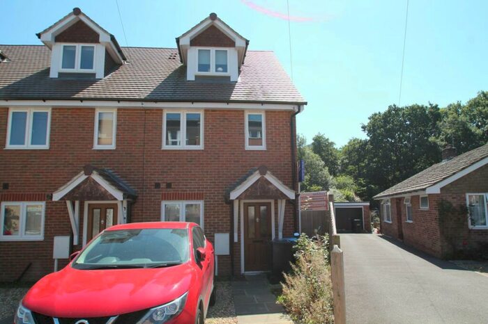 3 Bedroom Town House To Rent In Allen Road, Haywards Heath, RH16