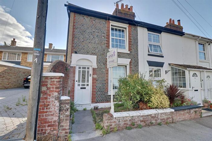 2 Bedroom End Of Terrace House For Sale In The Avenue, Alverstoke, Gosport, PO12