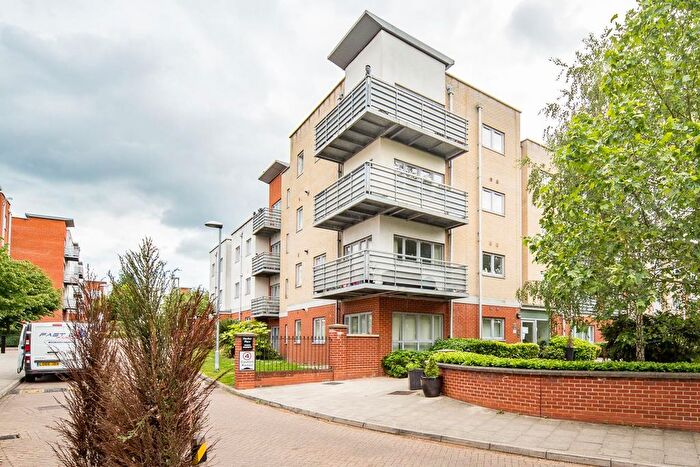 2 Bedroom Flat To Rent In Hawker Place, London, E17