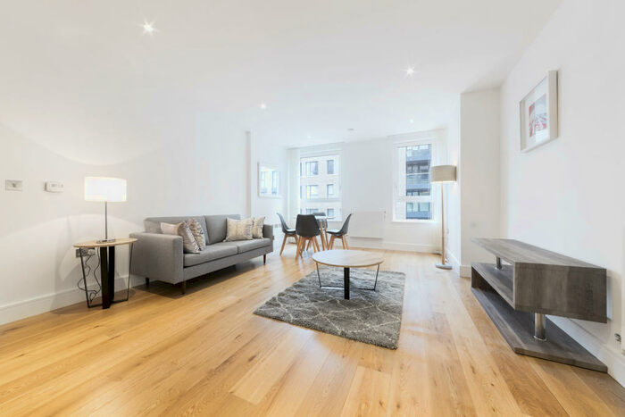 1 Bedroom Apartment To Rent In Harbourside Court, Gullivers Walk, London, SE8