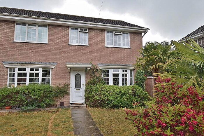 3 Bedroom Terraced House To Rent In Tresillian Close, Walkford, Dorset., BH23