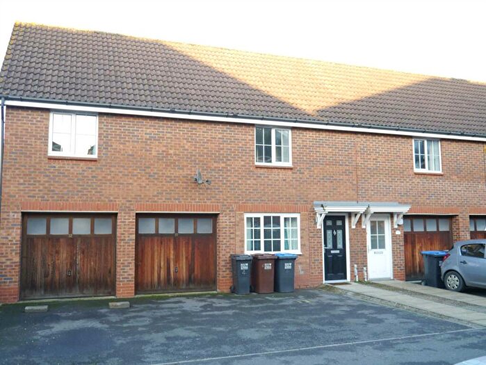 4 Bedroom Maisonette To Rent In Horsa Gardens, Hatfield, AL10