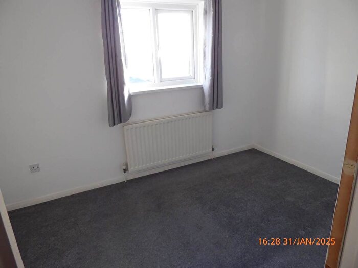2 Bedroom End Of Terrace House To Rent In Bryn Gorwel, Carmarthen, SA31