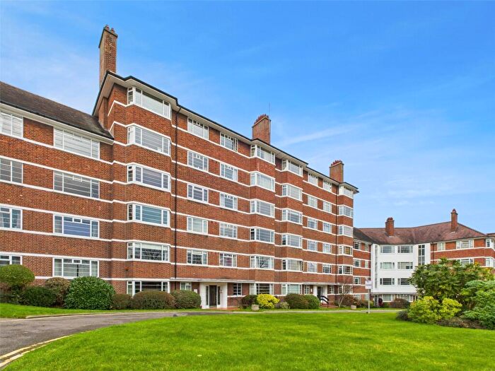 2 Bedroom Apartment To Rent In Deanhill Court, London, SW14