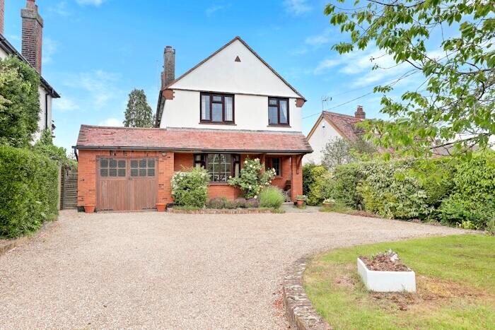 3 Bedroom Detached House For Sale In High Ongar Road, Ongar, CM5
