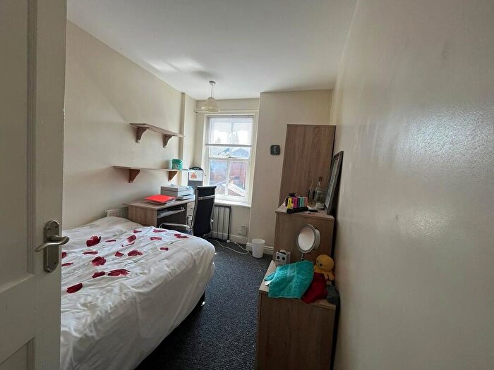 4 Bedroom Terraced House To Rent In Beaconsfield Road, Leicester, LE3