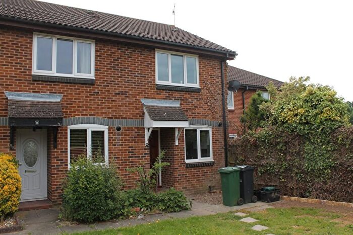 2 Bedroom Terraced House To Rent In Wordsworth Mead, Redhill, RH1