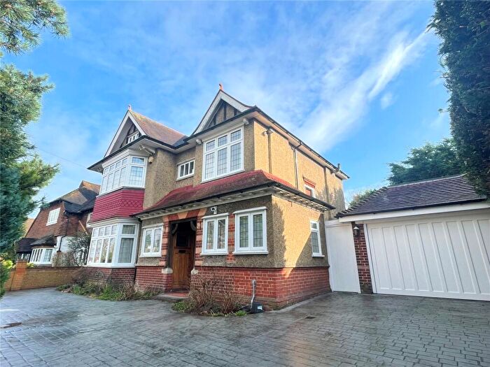 4 Bedroom Detached House To Rent In Cheyne Walk, Croydon, Surrey, CR0
