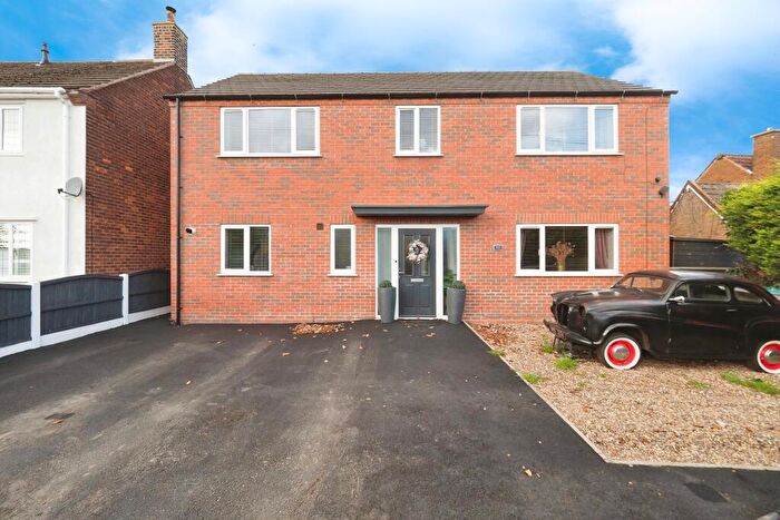 3 Bedroom Detached House For Sale In Mansfield Road, Mansfield, NG21