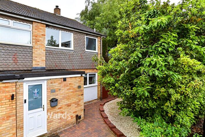 3 Bedroom End Of Terrace House For Sale In Chapman Avenue, Maidstone, Kent, ME15