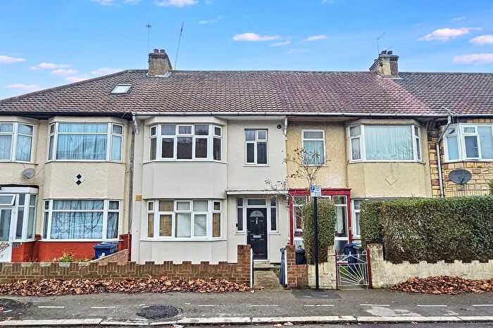 3 Bedroom Terraced House For Sale In Harold Road, London, NW10