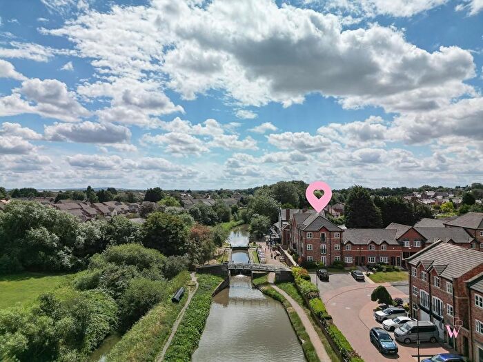 2 Bedroom Flat For Sale In Harbutts Court, Middlewich, CW10
