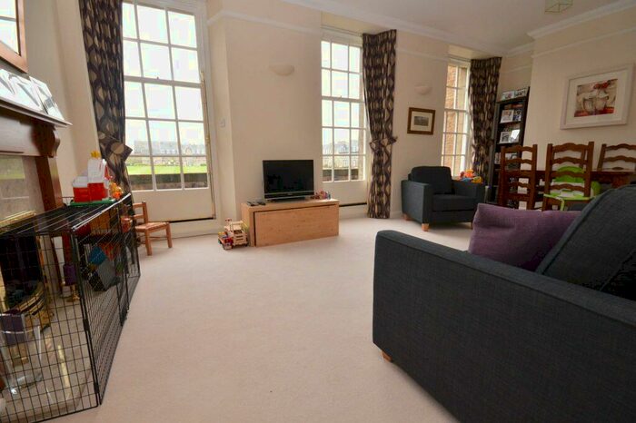 2 Bedroom Flat To Rent In Lt &#; East Suffolk Park, Edinburgh, EH16