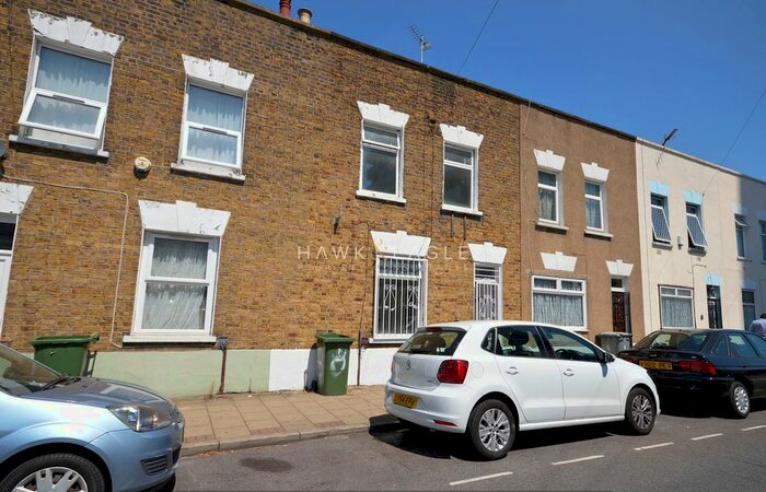 4 Bedroom Terraced House To Rent In Henniker Road, London, E15