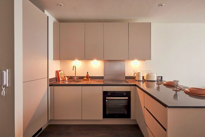 Studio To Rent In Corkfield Birmingham, Pershore Road, Birmingham, B5