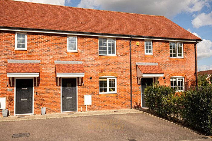 2 Bedroom Terraced House For Sale In Geranium Close, Crawley, RH10