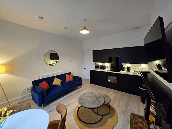 1 Bedroom Flat To Rent In Rosemount Place, Rosemount, Aberdeen, AB25