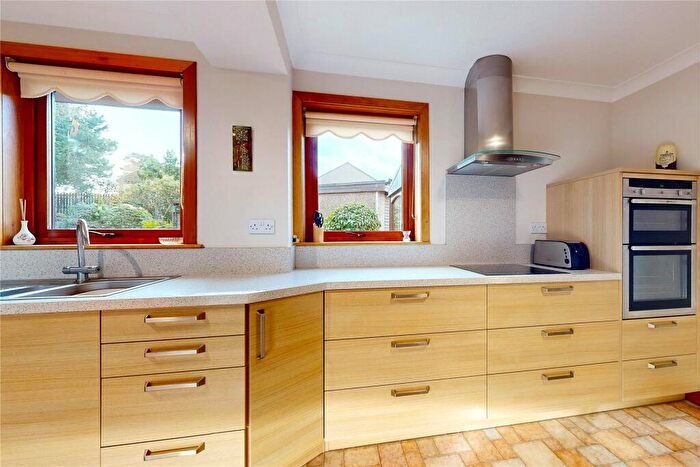 2 Bedroom Bungalow For Sale In Larch Place, Errol, Perth, Perth And Kinross, PH2