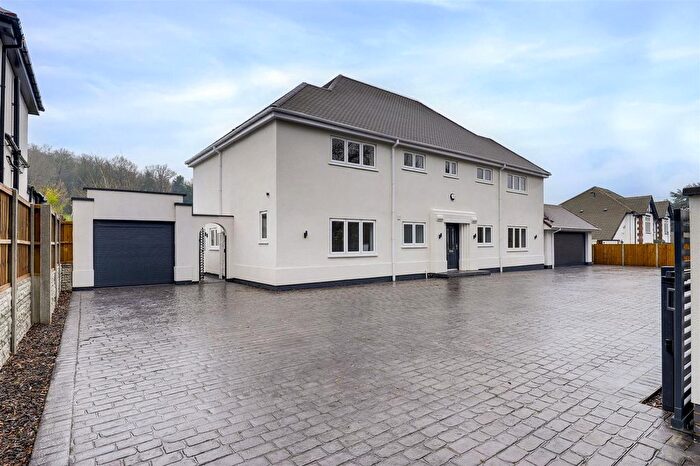 6 Bedroom Detached House For Sale In Landmere Lane, Ruddington, NG11