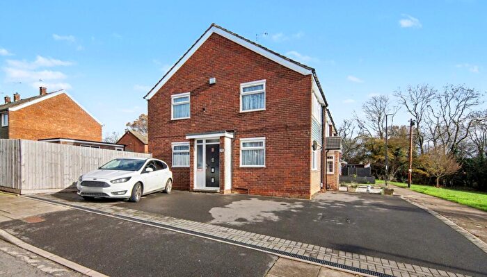 3 Bedroom End Of Terrace House For Sale In Sutherland Avenue, Coventry, CV5