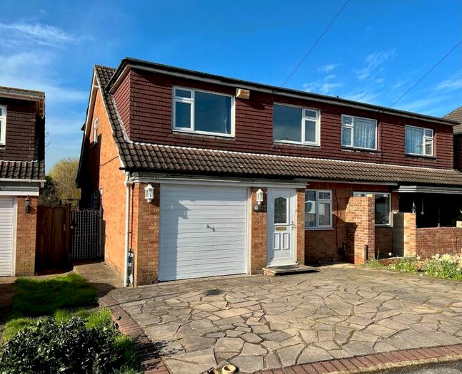 4 Bedroom Semi-Detached House To Rent In Douglas Avenue, Harold Wood, Romford, RM3