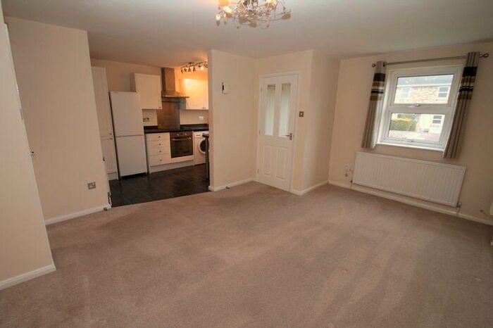 2 Bedroom Property To Rent In Saffron Rise, Eaton Bray, Beds, LU6