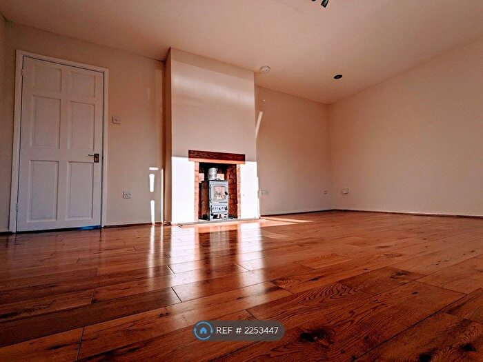 3 Bedroom Terraced House To Rent In Edinburgh Way, Banbury, OX16